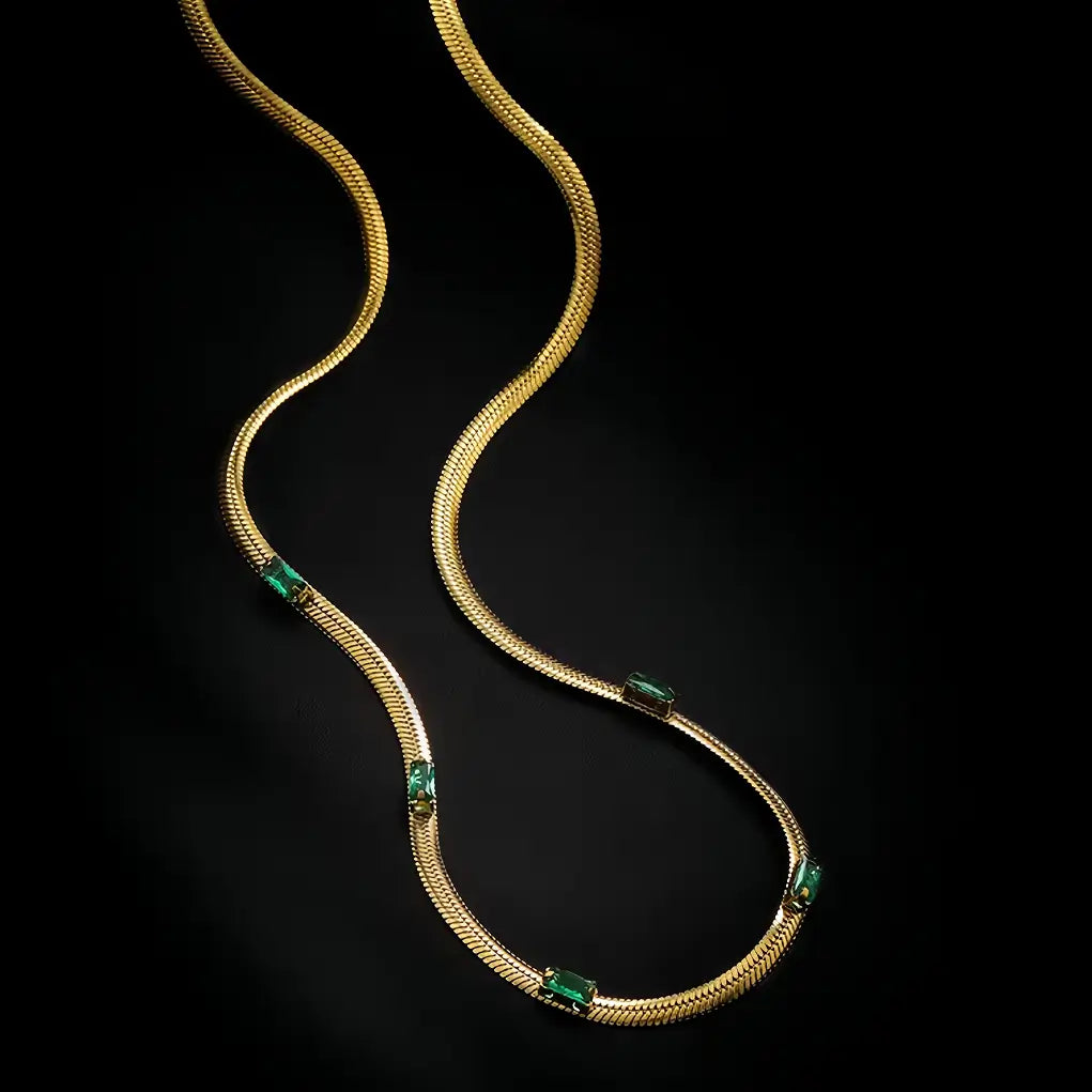 002 | Elia Necklace